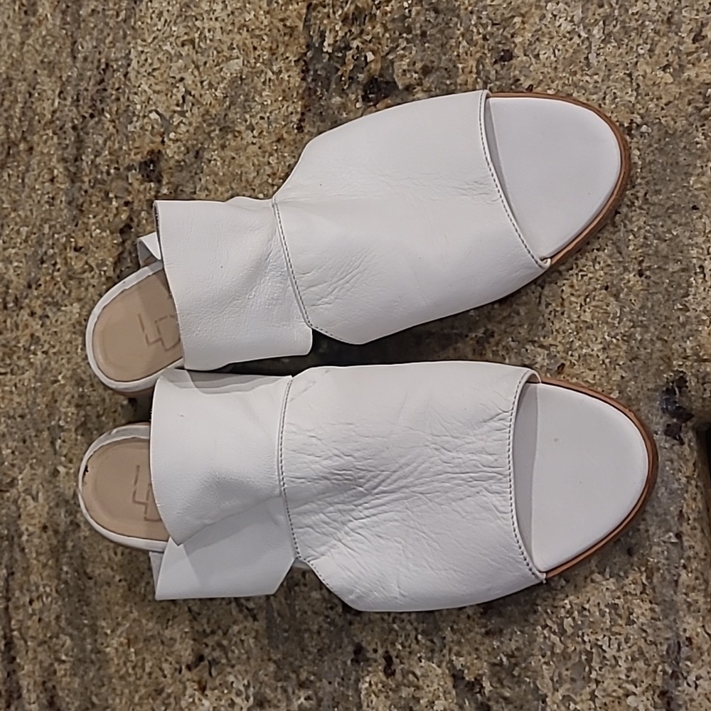 LD Tuttle The Stare Ivory Leather Size EU 39 / US 8.5